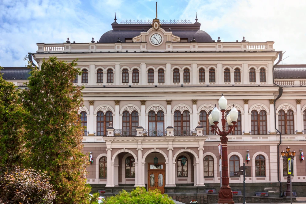 Площадь Свободы и Красная слобода: Казань парадная и душевная — фото 2