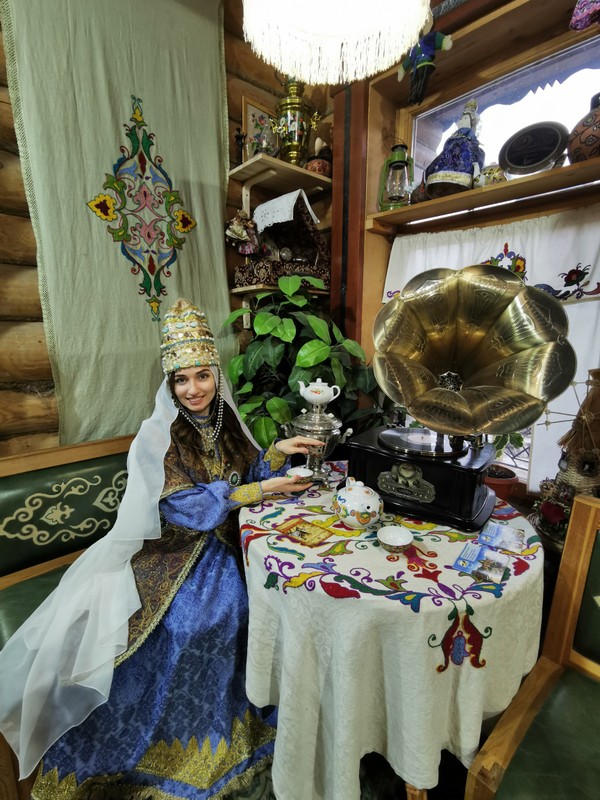 Колоритная Казань на автомобиле и за чашкой чая