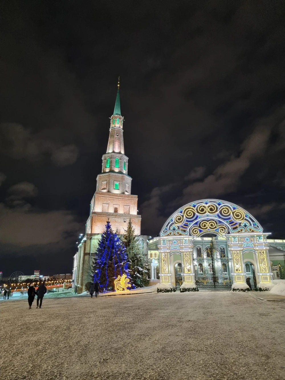 Казанский кремль в вечерних огнях. Групповая экскурсия — фото 5